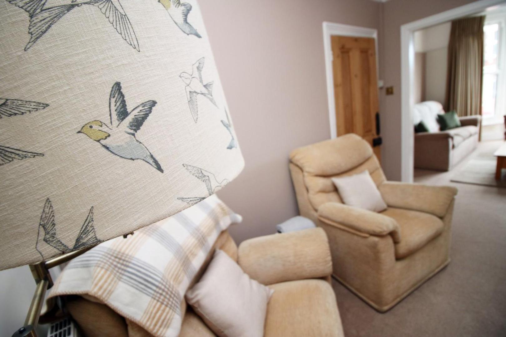 Quiet And Spacious 3 Bedroom Cardiff Exterior foto