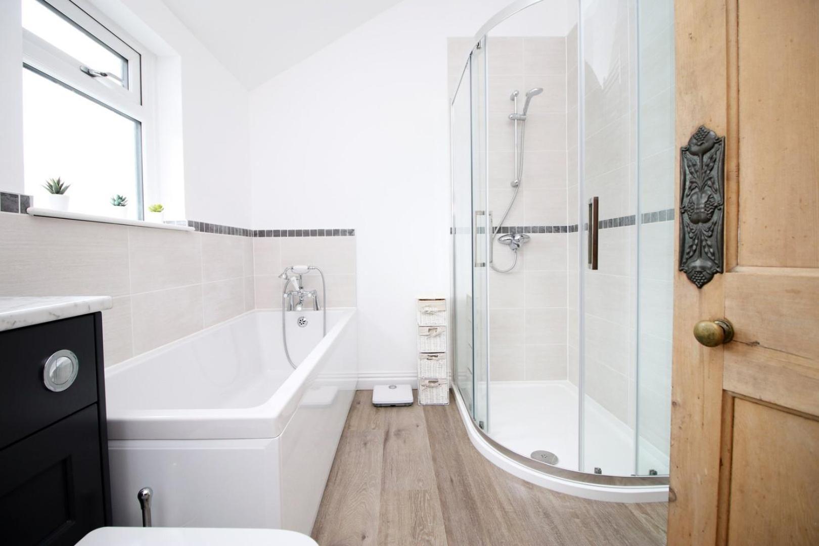 Quiet And Spacious 3 Bedroom Cardiff Exterior foto
