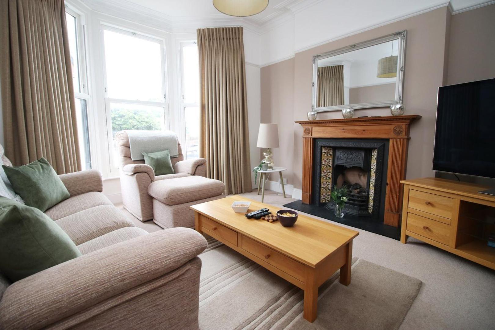 Quiet And Spacious 3 Bedroom Cardiff Exterior foto