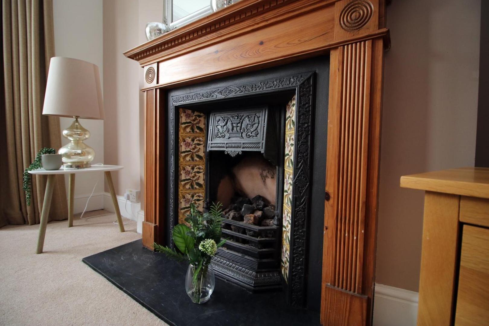 Quiet And Spacious 3 Bedroom Cardiff Exterior foto